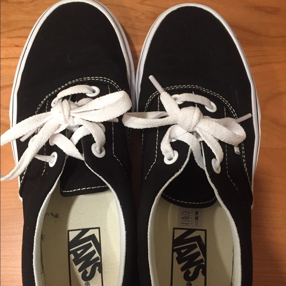 Vans Women’s Era Black 7.5 LIGHTLY USED